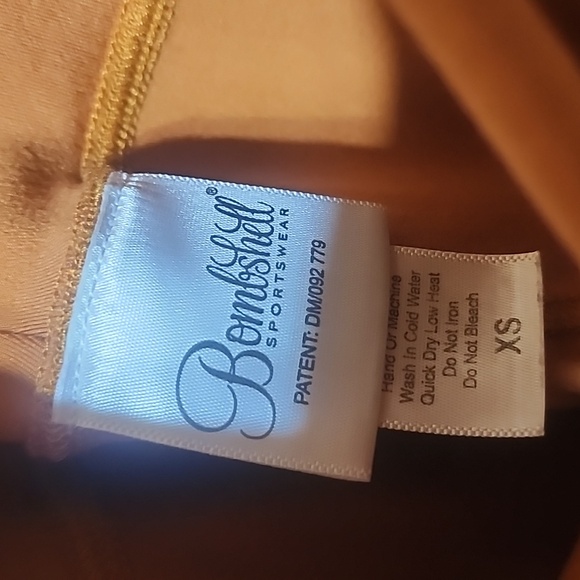 Bombshell Sportswear Leggings Size XS *discontinued Color** Solid Thigh Highd - Picture 7 of 7